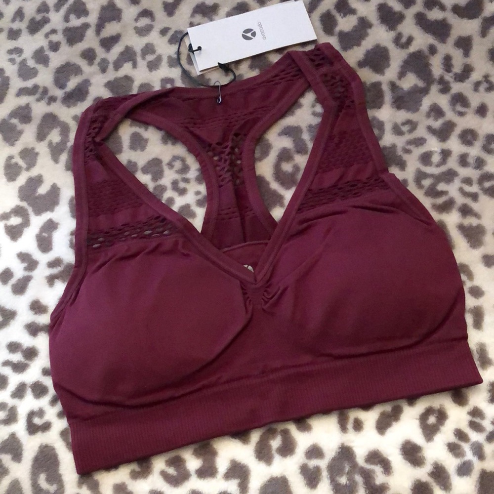 Avocado Wine Burgundy Dreamgirls Racerback Sports Bra Size S/M